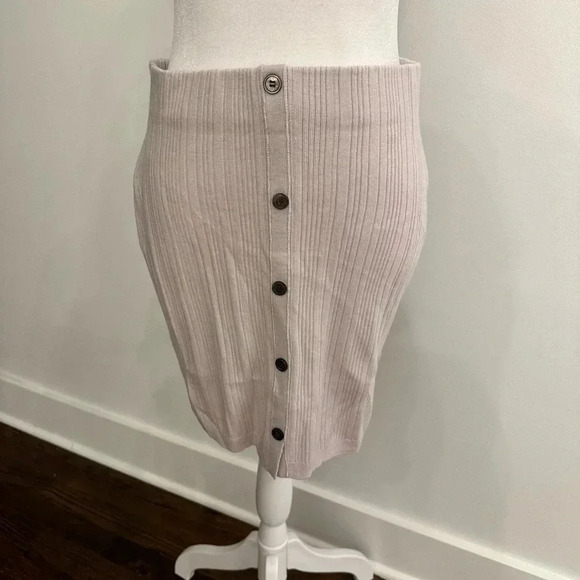 ATM Merino Wool Button Mini Skirt size medium NWT - Picture 5 of 8